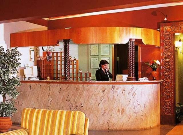 Leo Hotel Leonessa Buitenkant foto
